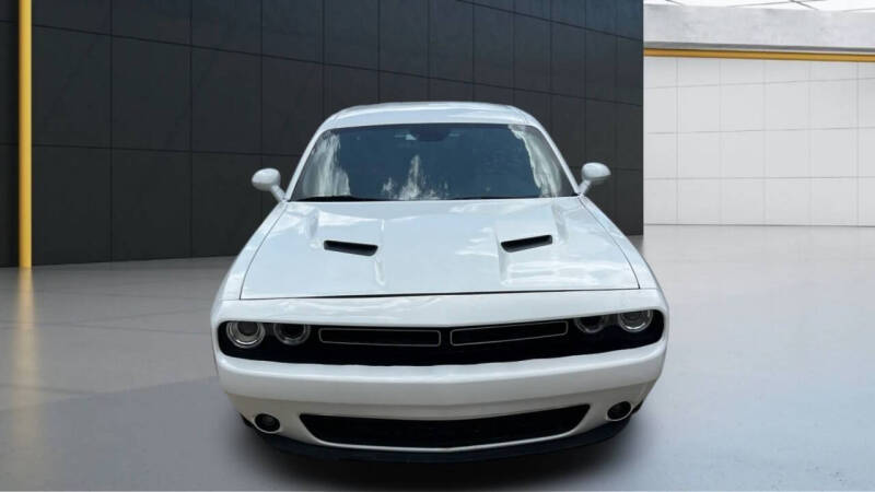2018 Dodge Challenger SXT Plus