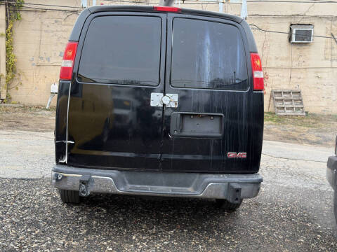 2016 GMC Savana 2500