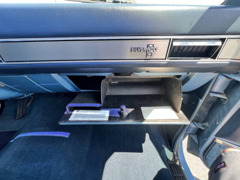 1987 Chevrolet R/V 10 Series