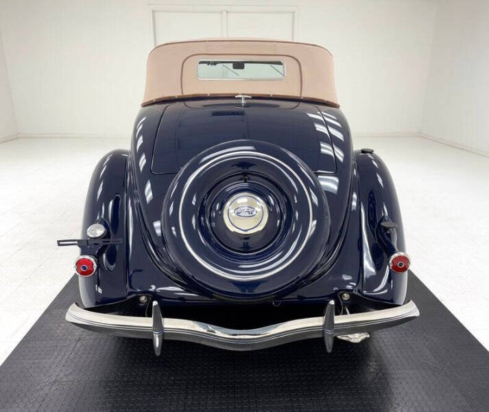 1936 Ford Crown Victoria