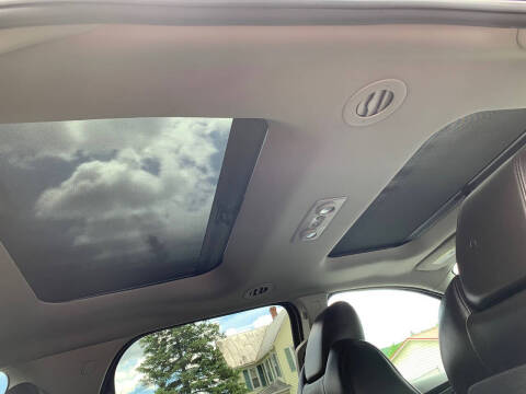 2011 GMC Acadia Denali