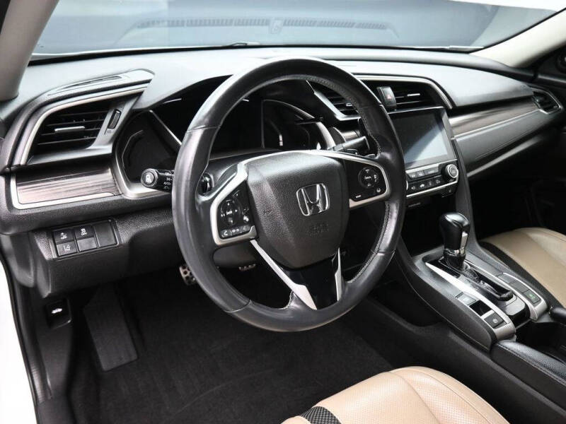 2020 Honda Civic Touring