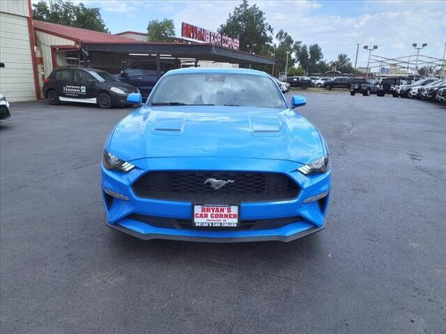 2022 Ford Mustang EcoBoost