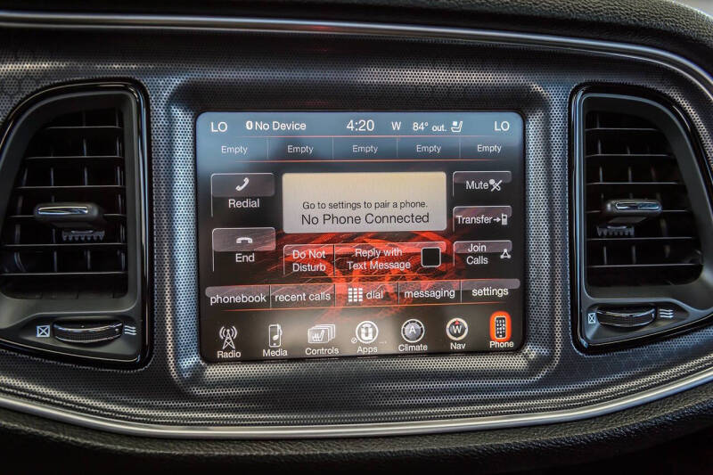 2015 Dodge Challenger SXT Plus