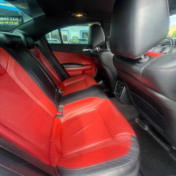 2015 Dodge Charger SXT