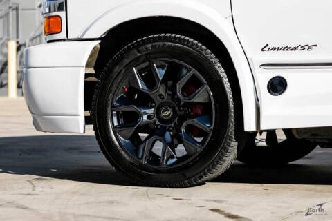 2023 Chevrolet Express 2500