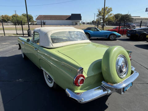 1956 Ford Thunderbird