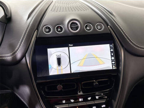 2021 Aston Martin DBX
