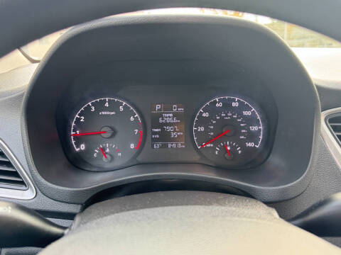 2020 Hyundai Accent SE