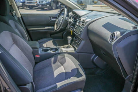 2012 Nissan Rogue SV w/SL Package