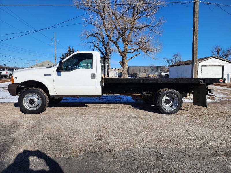 2000 Ford F-550 Super Duty for sale at J & J Auto Sales in Sioux City IA