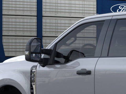 2026 Ford F-350 Super Duty XLT