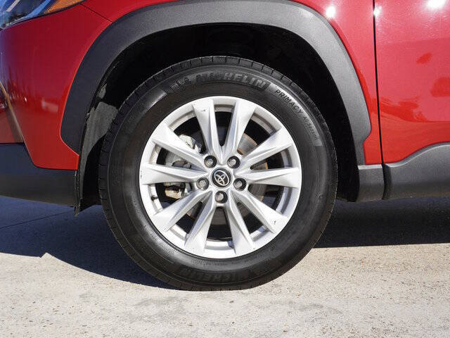 2023 Toyota Corolla Cross LE