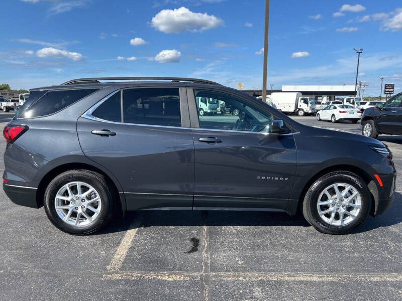 Used 2022 Chevrolet Equinox LT with VIN 2GNAXKEV4N6106442 for sale in Cape Girardeau, MO