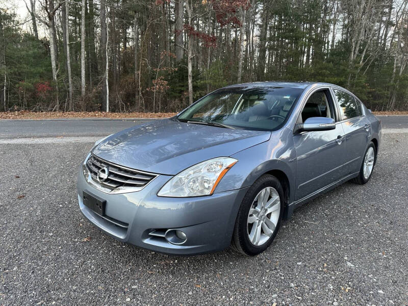 2012 Nissan Altima SR's photo