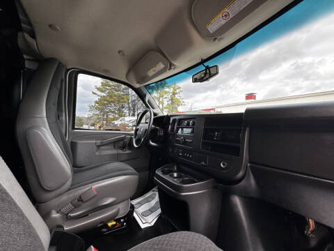 2019 GMC Savana 2500