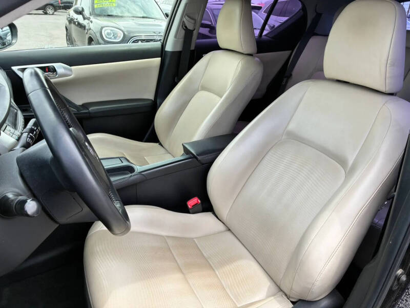 2012 Lexus CT 200h