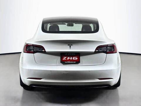 2019 Tesla Model 3 Standard Range Plus