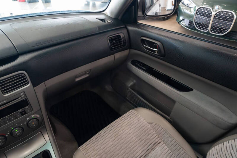 2004 Subaru Forester XS