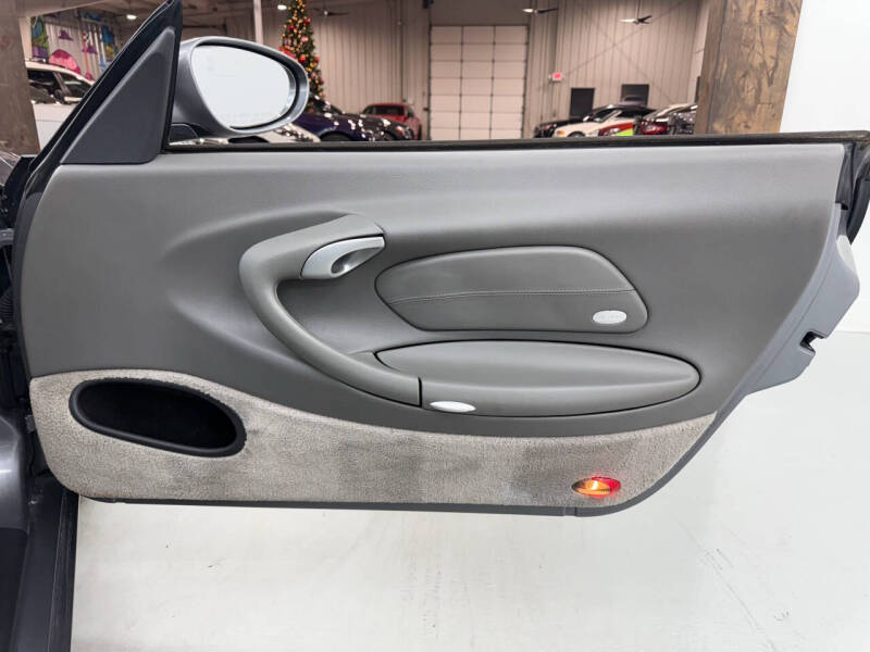 2003 Porsche 911 Carrera