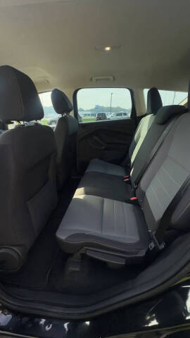 2017 Ford Escape S