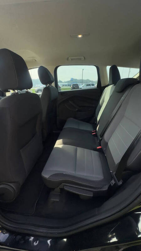 2017 Ford Escape S