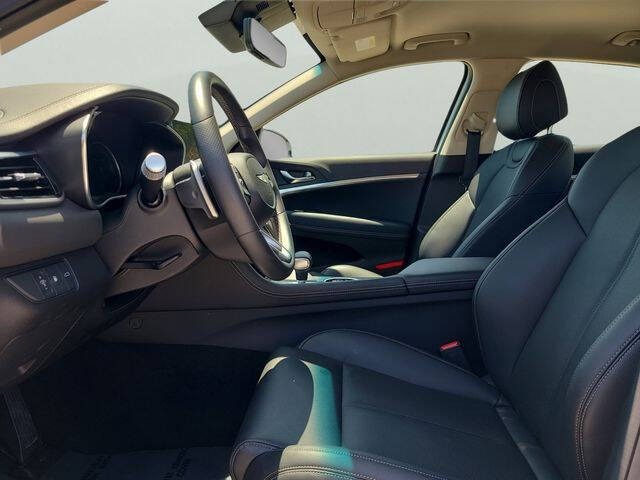 2026 Genesis G70 2.5T Standard