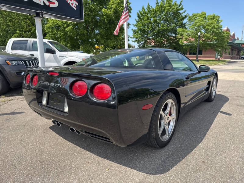 2004 Chevrolet Corvette
