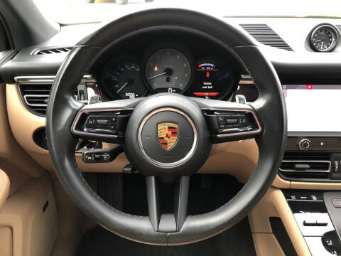 2022 Porsche Macan S