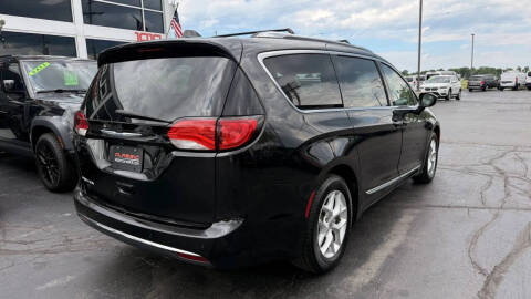 2018 Chrysler Pacifica Touring L