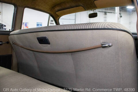 1951 Packard 200 Deluxe