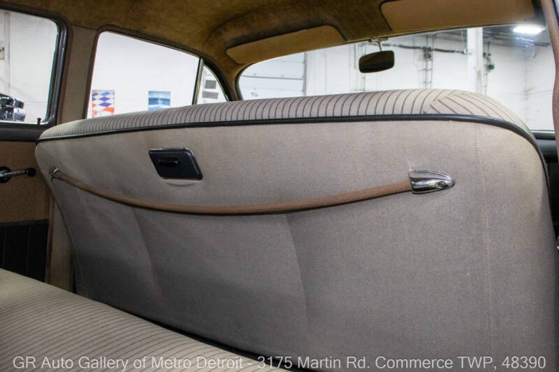 1951 Packard 200 Deluxe