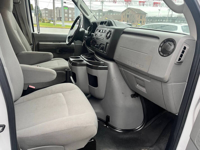 2012 Ford E-Series E-150