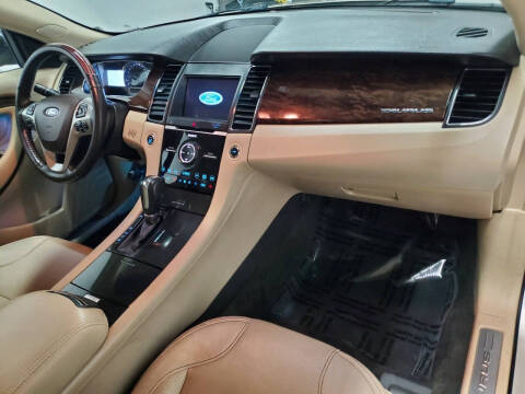 2017 Ford Taurus Limited