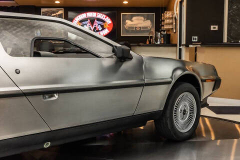 1981 DeLorean DMC-12
