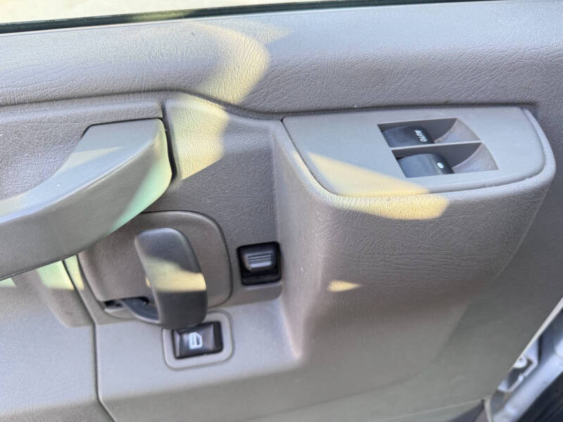 2019 Chevrolet Express 2500