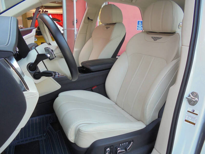 2019 Bentley Bentayga V8