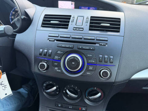2012 Mazda MAZDA3 i Grand Touring