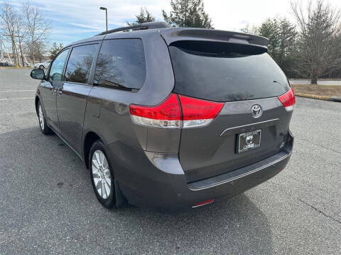 2014 Toyota Sienna