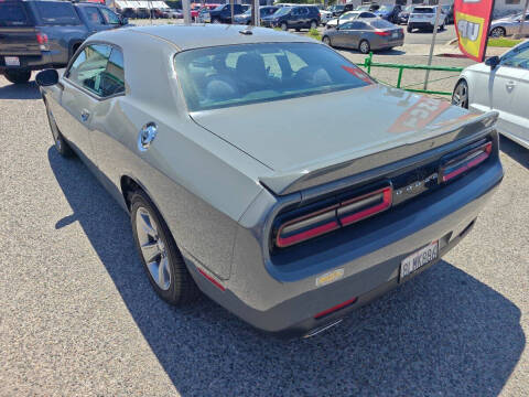 2019 Dodge Challenger SXT