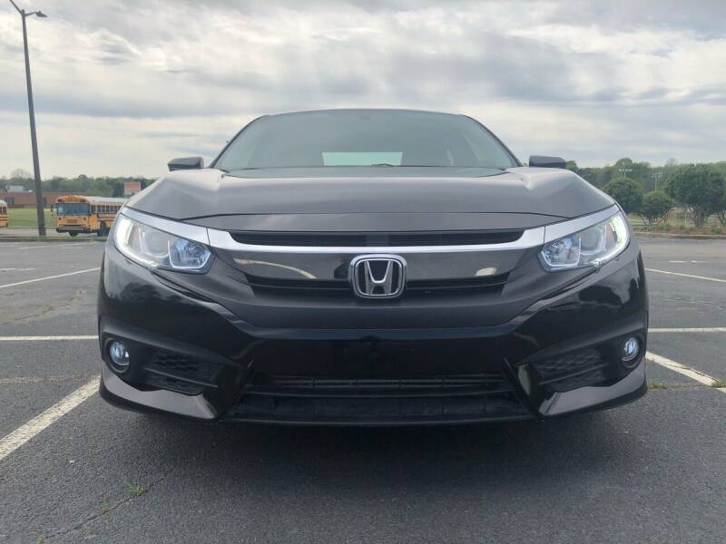 2018 Honda Civic for sale at R Garage Auto Sales in Decatur GA