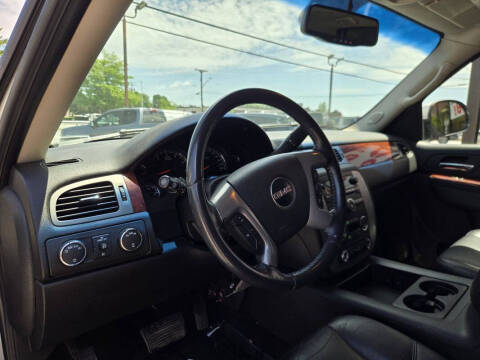2011 GMC Yukon XL SLT
