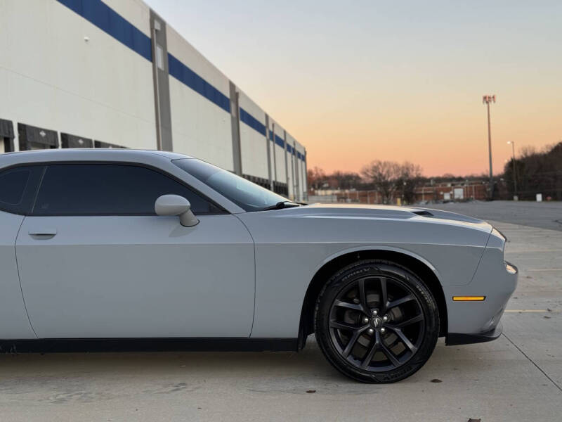 2020 Dodge Challenger SXT
