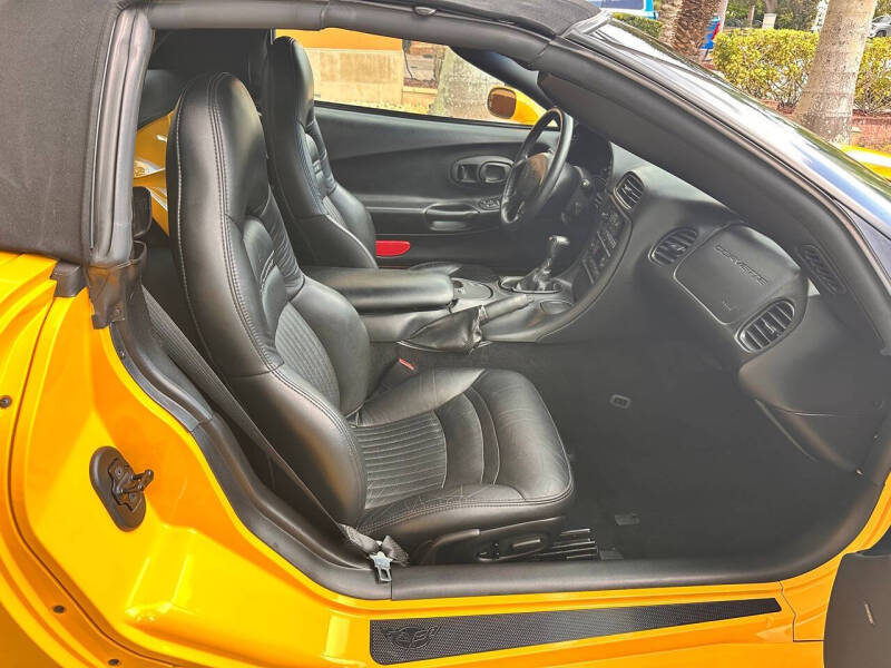2004 Chevrolet Corvette