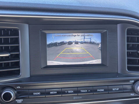 2019 Hyundai Elantra