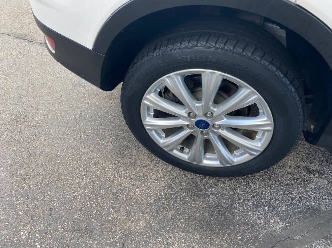 2019 Ford Escape SEL