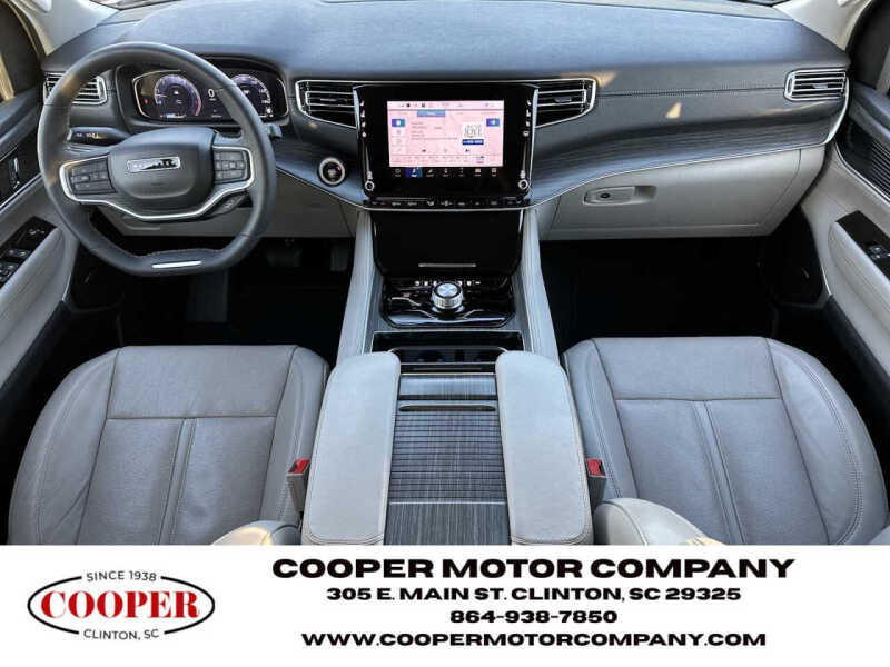 2024 Jeep Wagoneer Series II