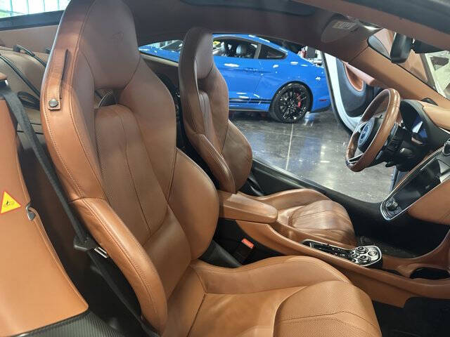 2017 McLaren 570GT