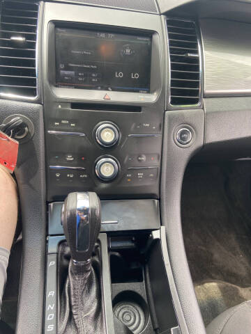 2014 Ford Taurus SEL