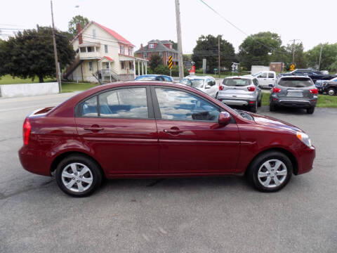2010 Hyundai Accent GLS